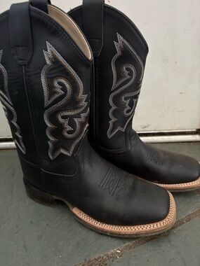 Kids Black Western Embroidered Pull-On Boots